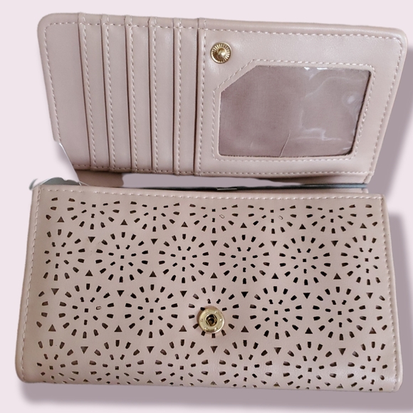 Pretty in Pink Embossed Wallet - Picture 2 of 3